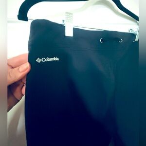 #031 Columbia size 8 dressy track paints. Pockets zipper and snap button new con